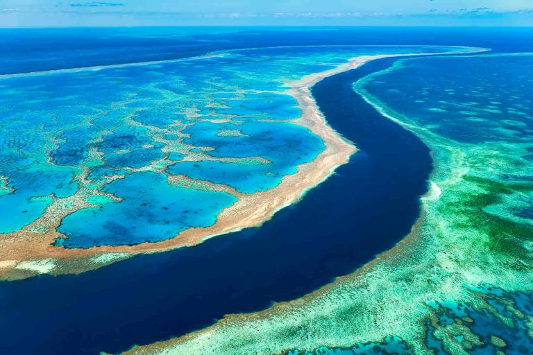 A guide to the seven natural wonders of the world