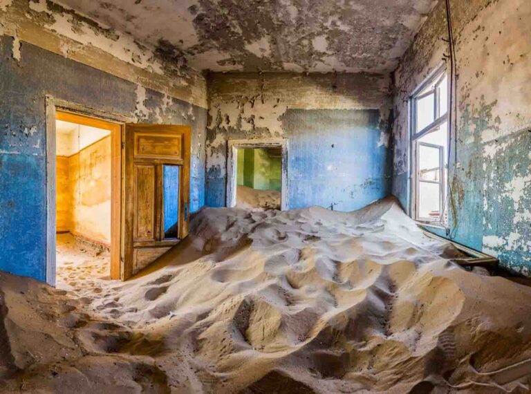 11 abandoned places that are eerily beautiful to visit