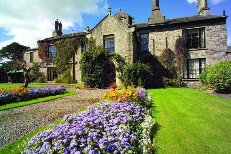 10 characterful country houses for a UK getaway