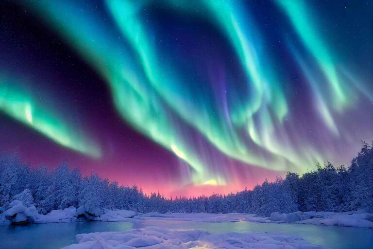 Chasing the Northern Lights – 10 best places to witness the Aurora Borealis