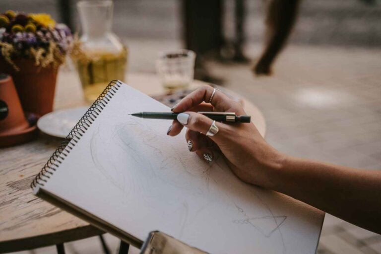 8 figure drawing tips for beginners