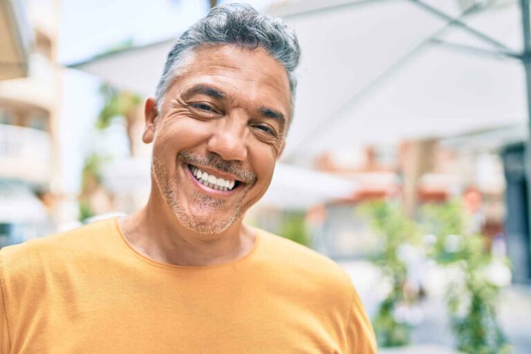 Fixed braces or clear aligners – which is best for me?
