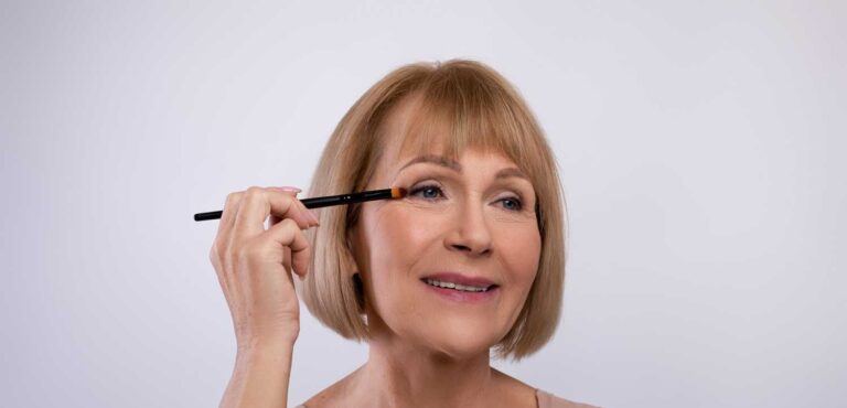 How to achieve the perfect smokey eye