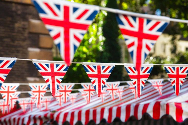 How to plan a Platinum Jubilee street party