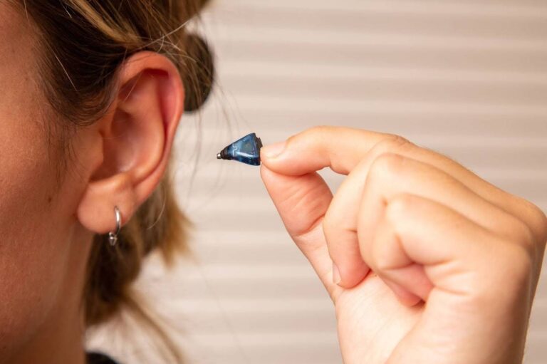 5 myths about hearing aids debunked