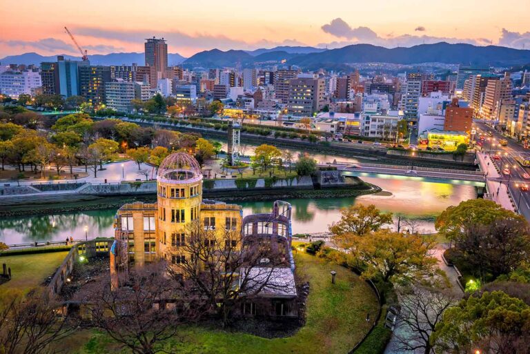 10 places to visit and things to do in Japan