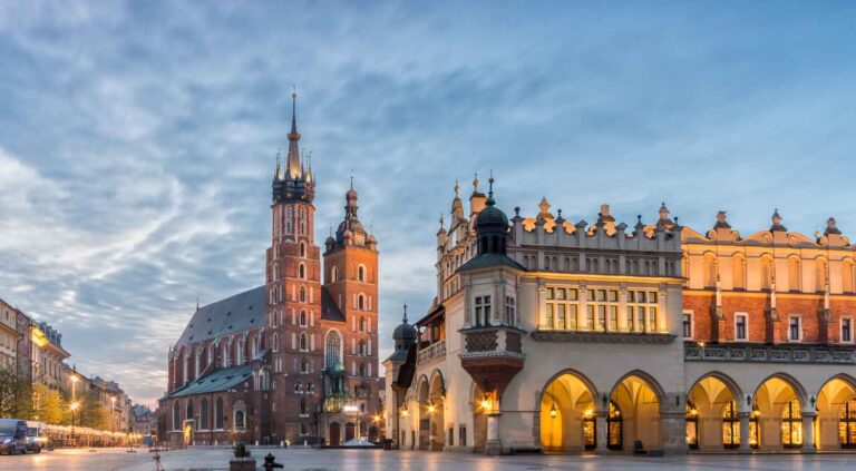 10 special interest tours for curious travellers