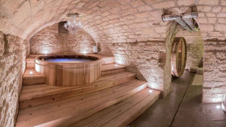 Underground jacuzzi