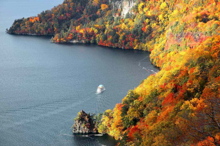 10 of the best places to cruise in October