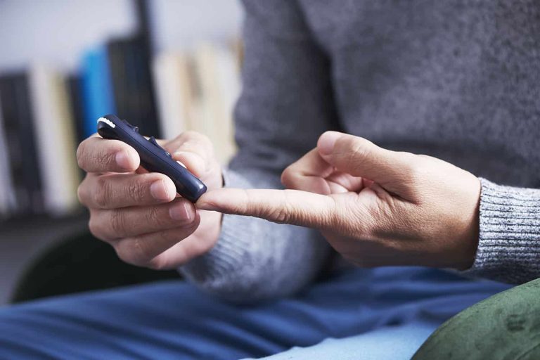 Type 2 diabetes – what are the warning signs, and how can I reduce my risk?