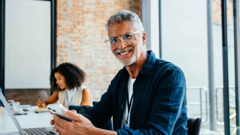 What are the benefits of goal setting tools?